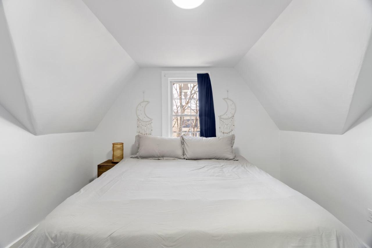 Cozy Gem In The Heart Of East Rock With Free Parking Near Yale And Dt New Haven Exterior foto