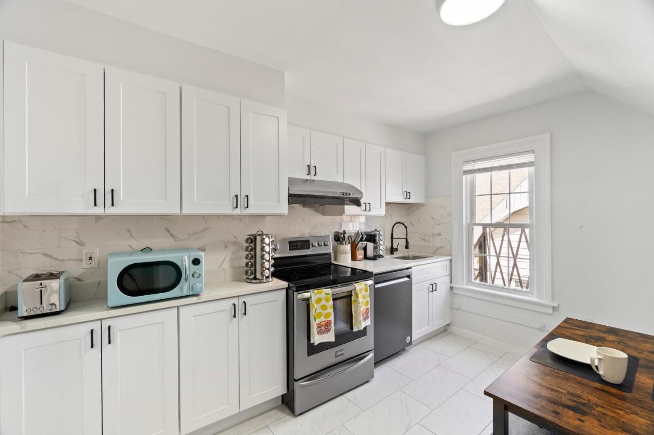 Cozy Gem In The Heart Of East Rock With Free Parking Near Yale And Dt New Haven Exterior foto